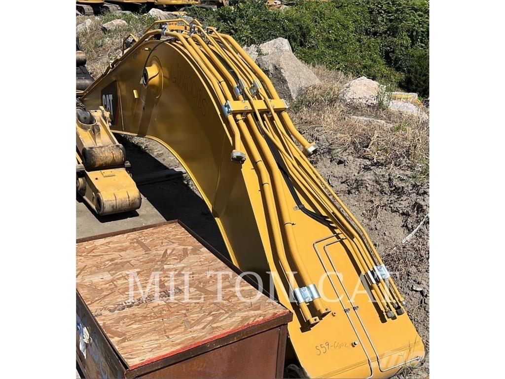 CAT 330GC REACH BOOM Iseliikuvad poomtõstukid