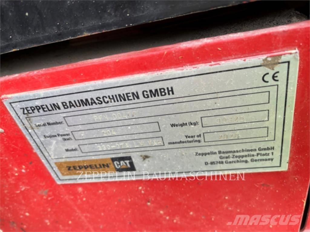 CAT 330OEM Roomikekskavaatorid