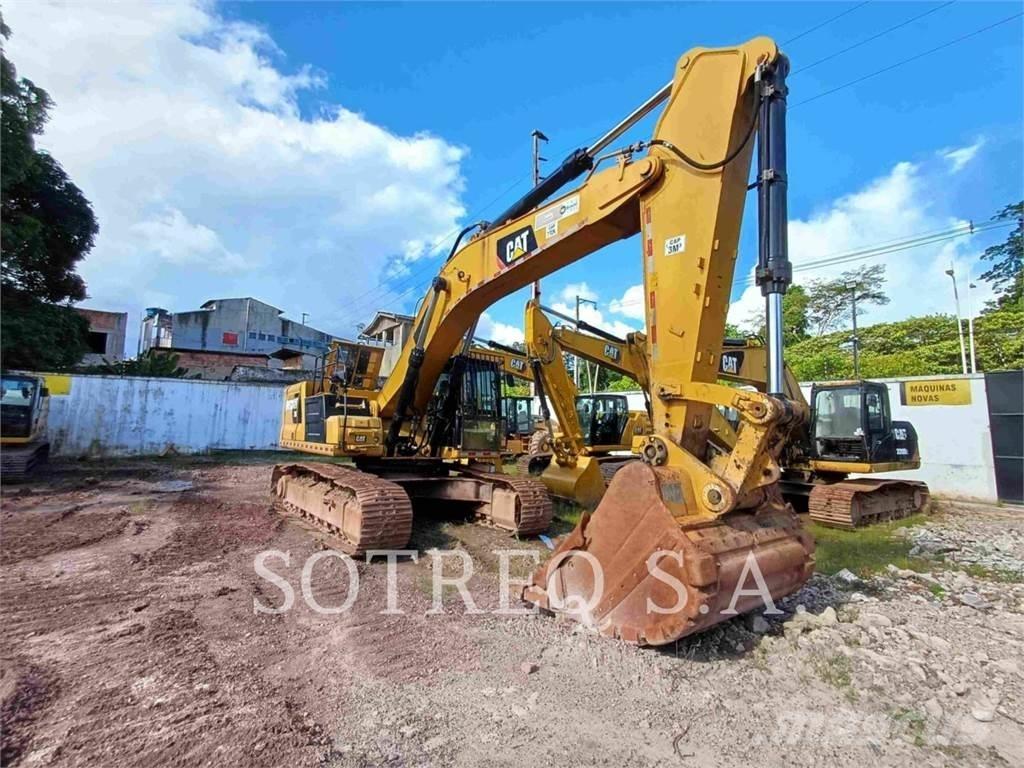 CAT 33607 Roomikekskavaatorid