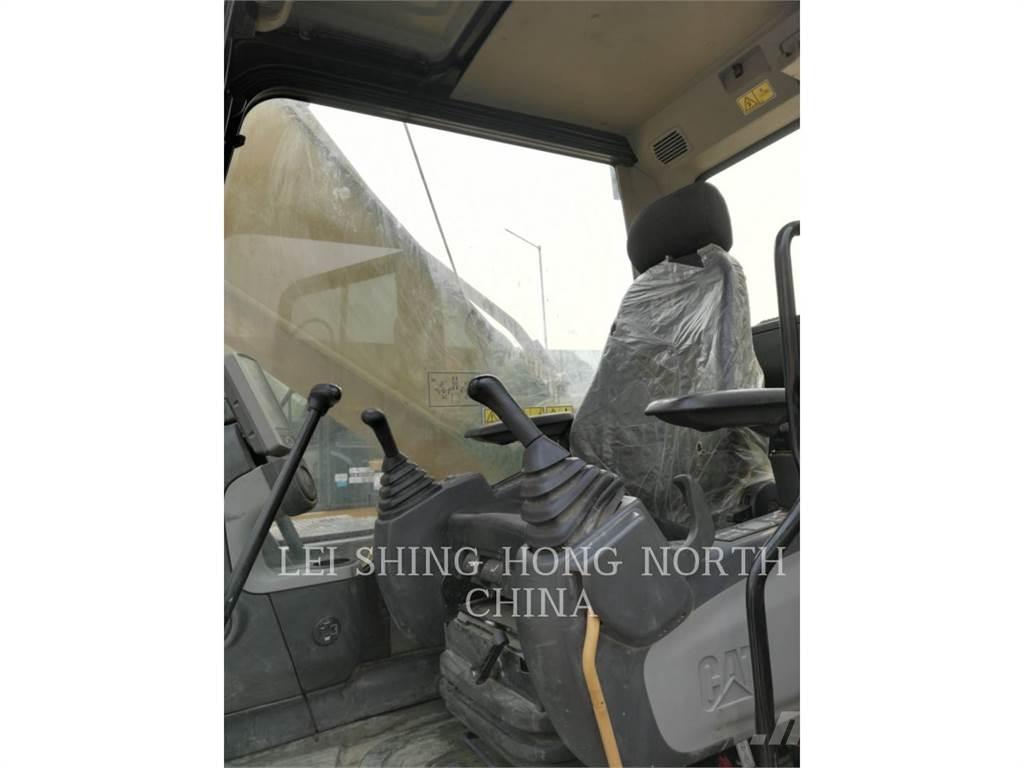 CAT 336D2 Roomikekskavaatorid