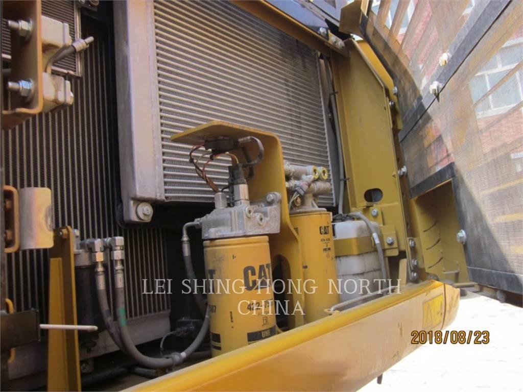 CAT 336D2 Roomikekskavaatorid