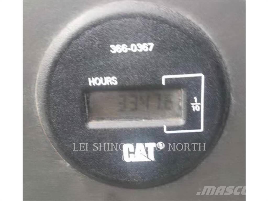 CAT 336D2 Roomikekskavaatorid