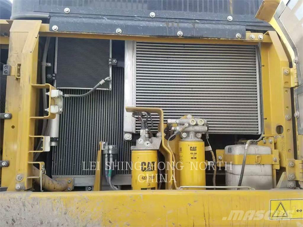 CAT 336D2 Roomikekskavaatorid