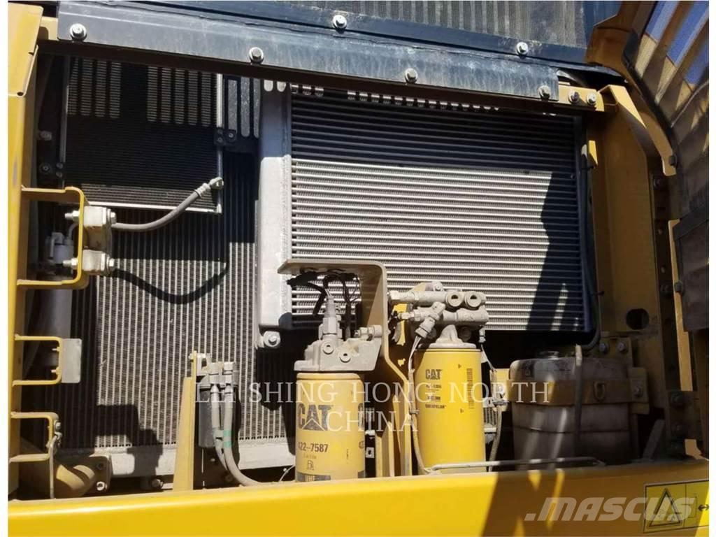 CAT 336D2 Roomikekskavaatorid