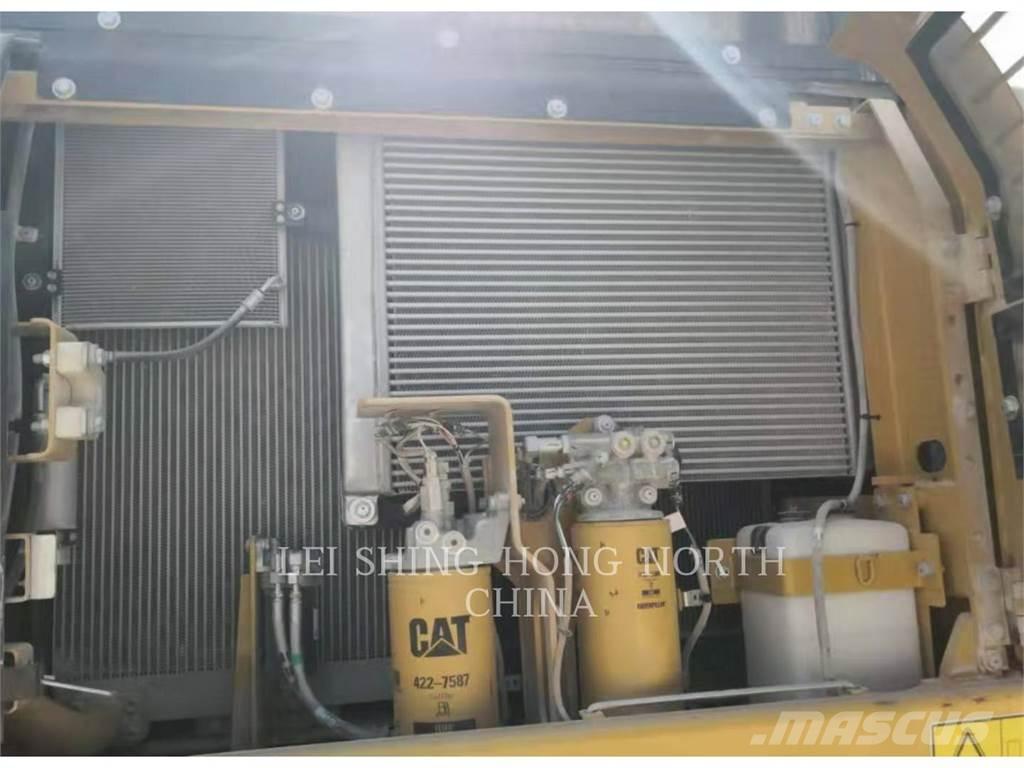 CAT 336D2 Roomikekskavaatorid