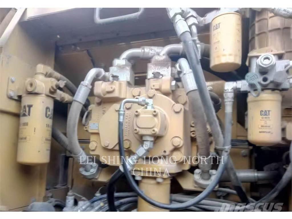 CAT 336D2XE Roomikekskavaatorid