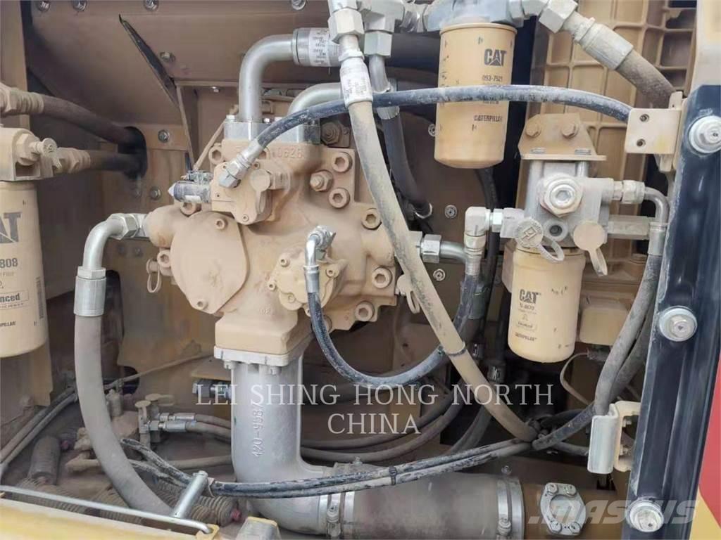 CAT 340D2L Roomikekskavaatorid