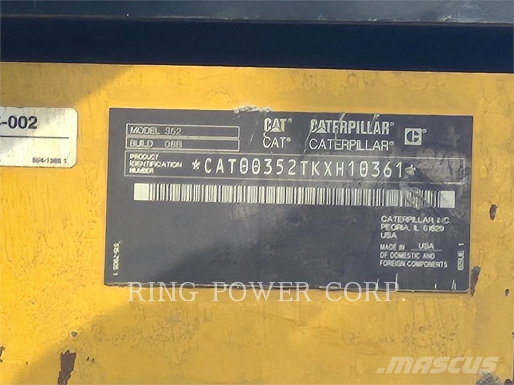 CAT 352-08 Roomikekskavaatorid