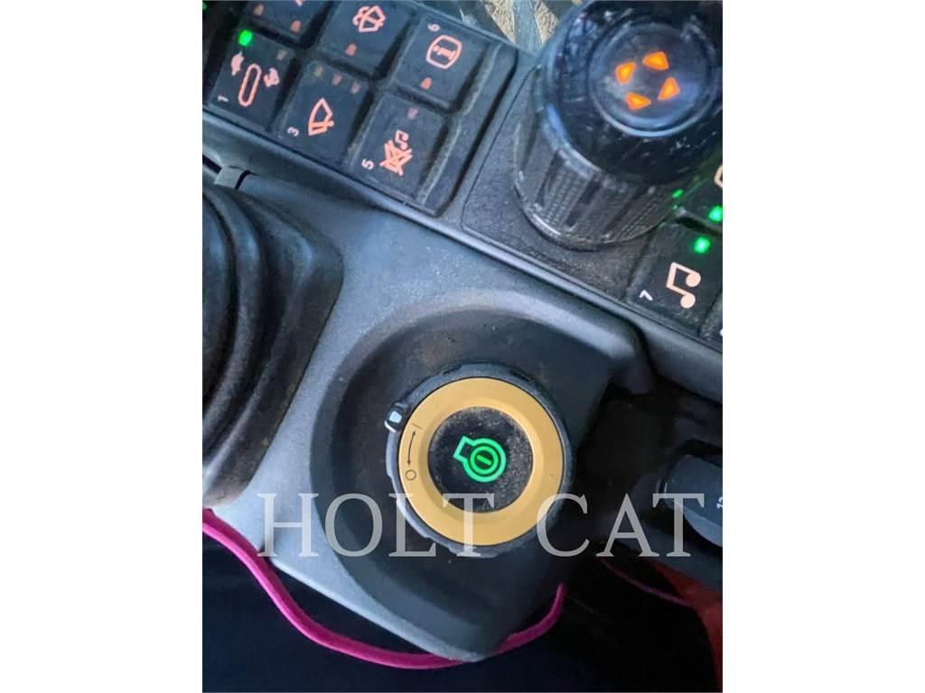 CAT 352-08FG Roomikekskavaatorid