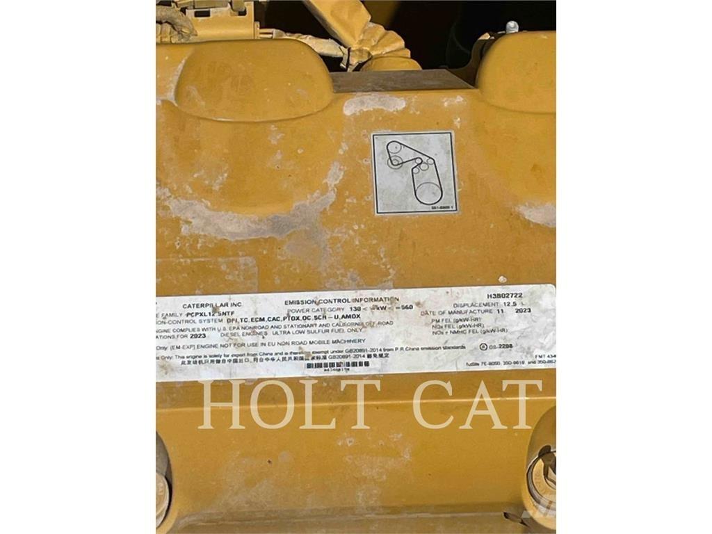 CAT 352 11 TC3 Roomikekskavaatorid
