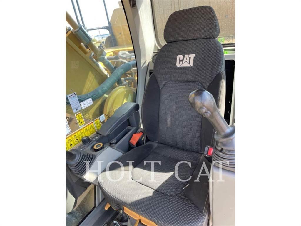 CAT 352 12 TC Roomikekskavaatorid