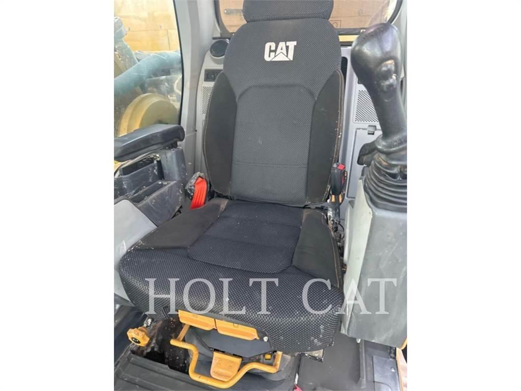 CAT 352 12 TC Roomikekskavaatorid