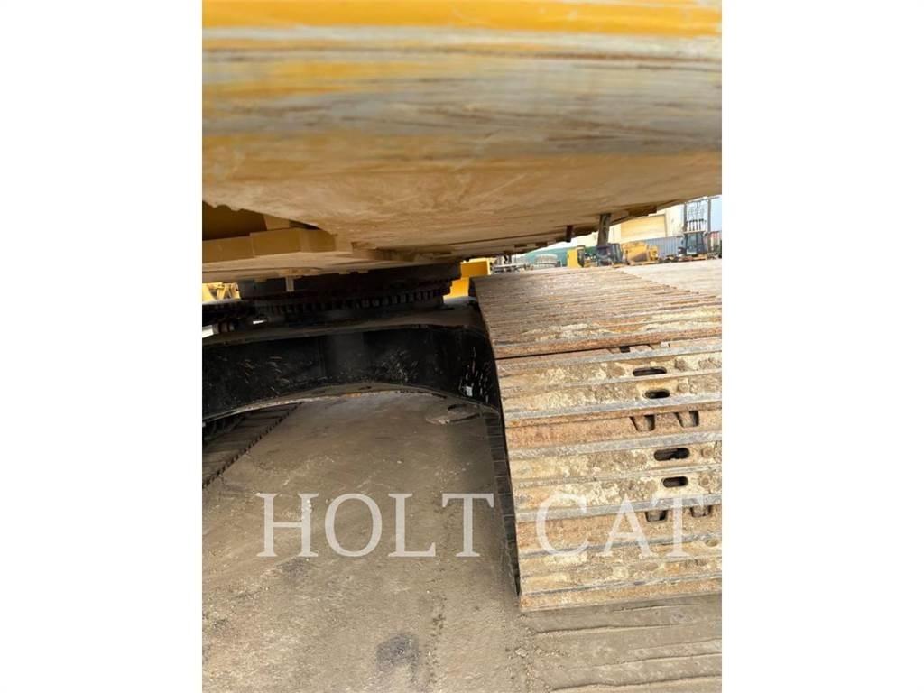 CAT 352 12 TC Roomikekskavaatorid