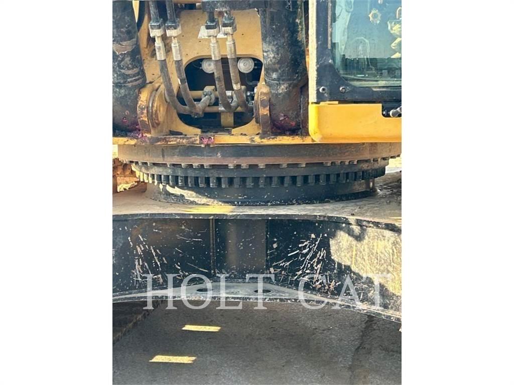 CAT 352 12 TC Roomikekskavaatorid