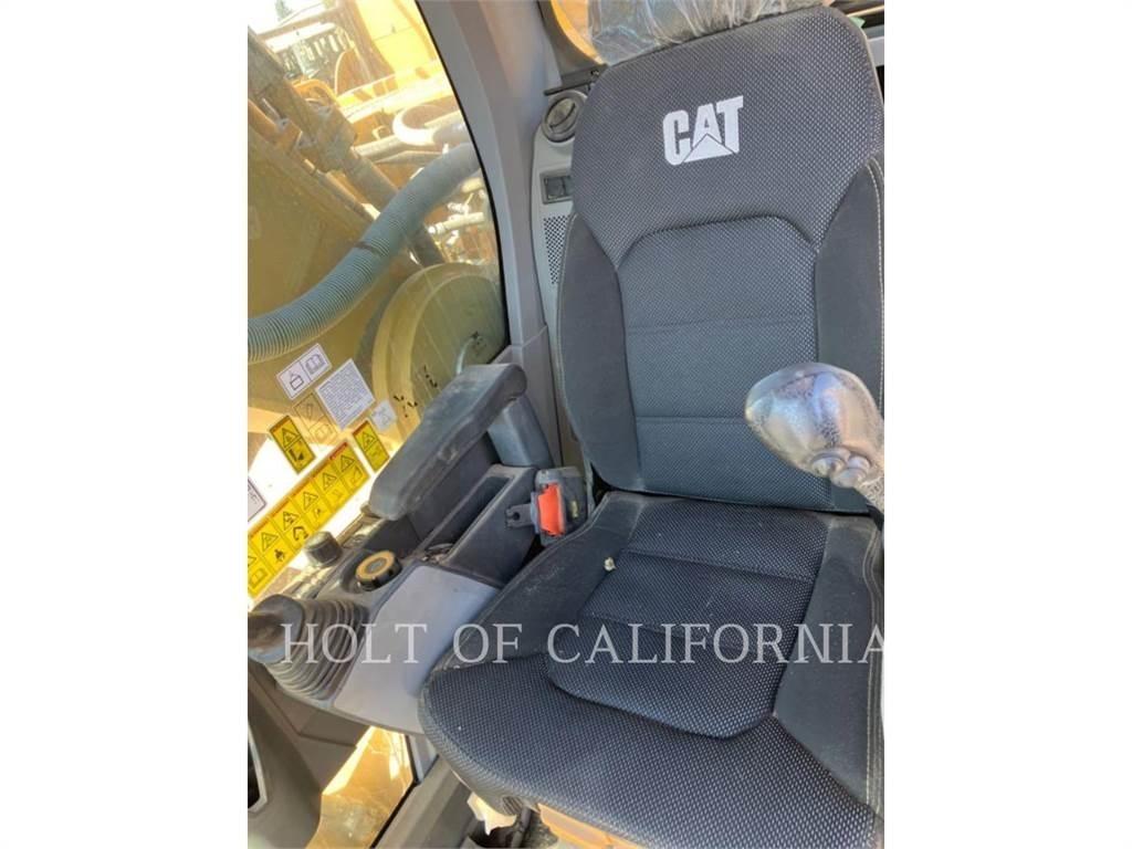 CAT 352FG 2D Roomikekskavaatorid
