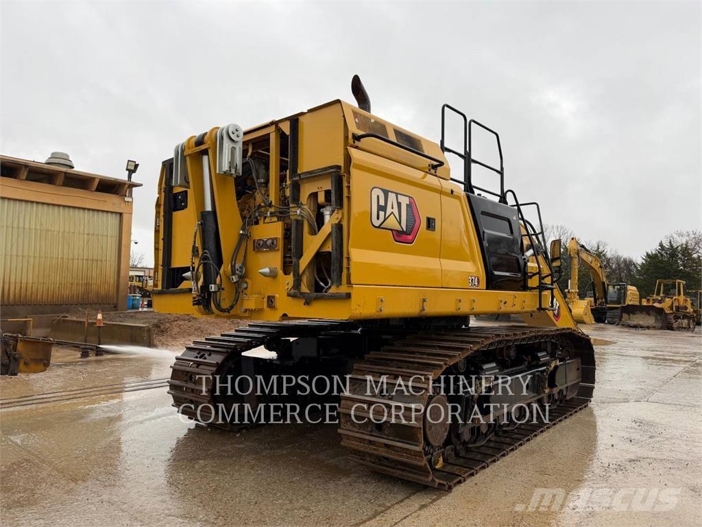 CAT 374-07 Roomikekskavaatorid