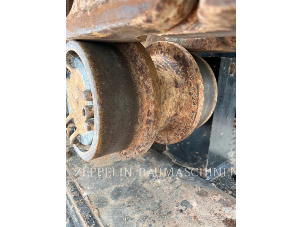 CAT 374FL Roomikekskavaatorid