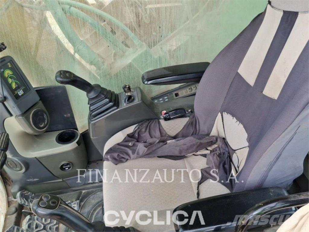 CAT 385C Roomikekskavaatorid