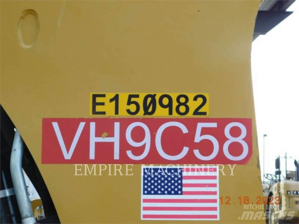 CAT 415F2 4EOP Ekskavaatorlaadurid