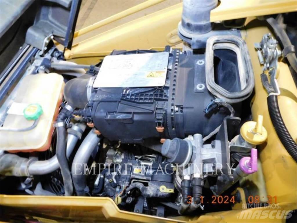 CAT 415F2 4EOP Ekskavaatorlaadurid
