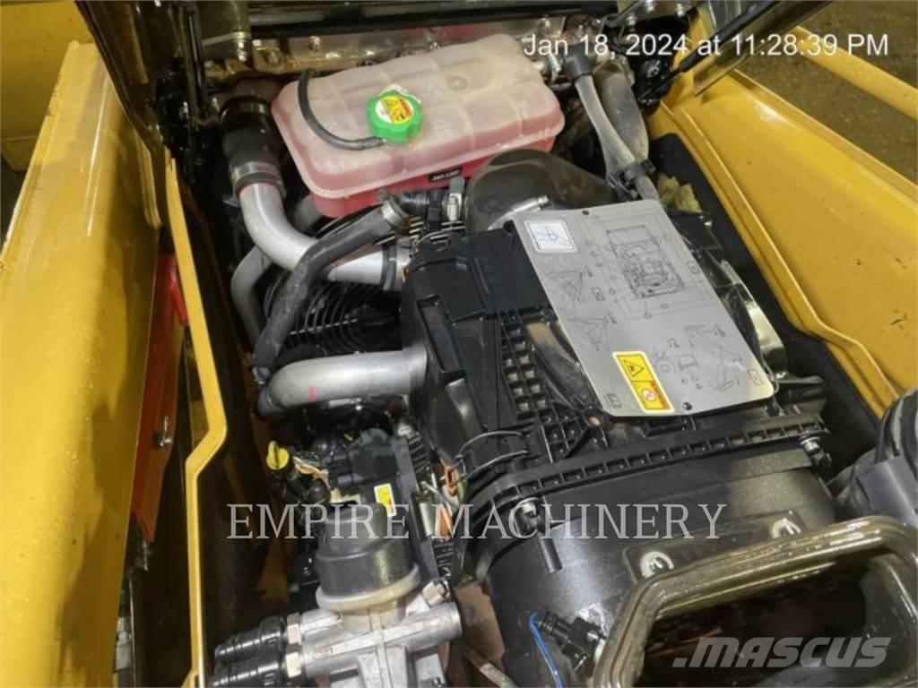 CAT 415F2 IL Rataslaadurid