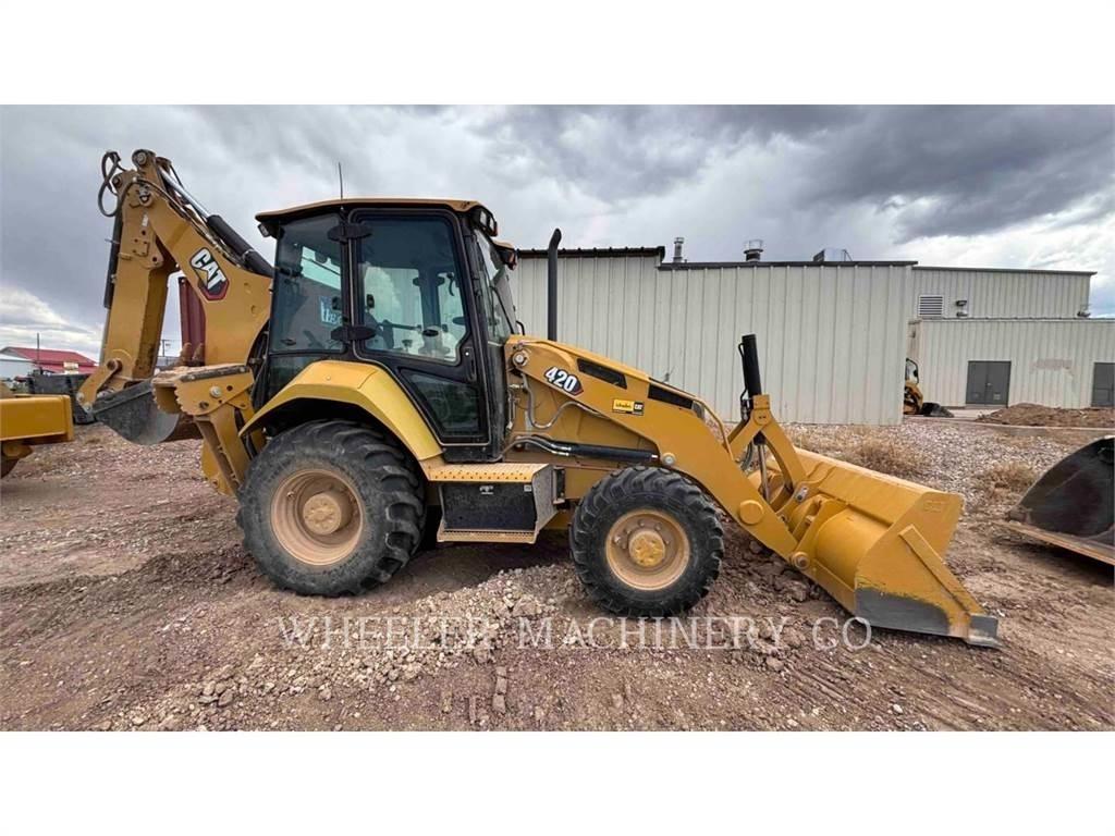 CAT 420 Ekskavaatorlaadurid