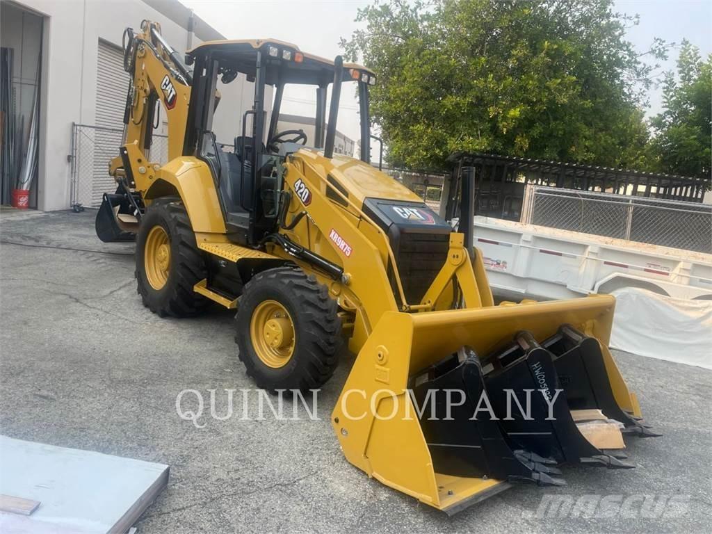 CAT 420 Ekskavaatorlaadurid