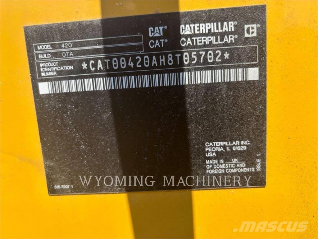 CAT 420 Ekskavaatorlaadurid