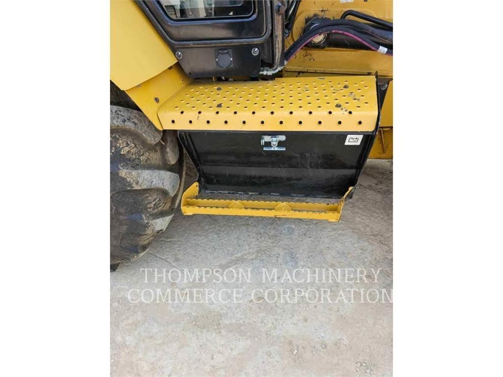 CAT 420 Ekskavaatorlaadurid