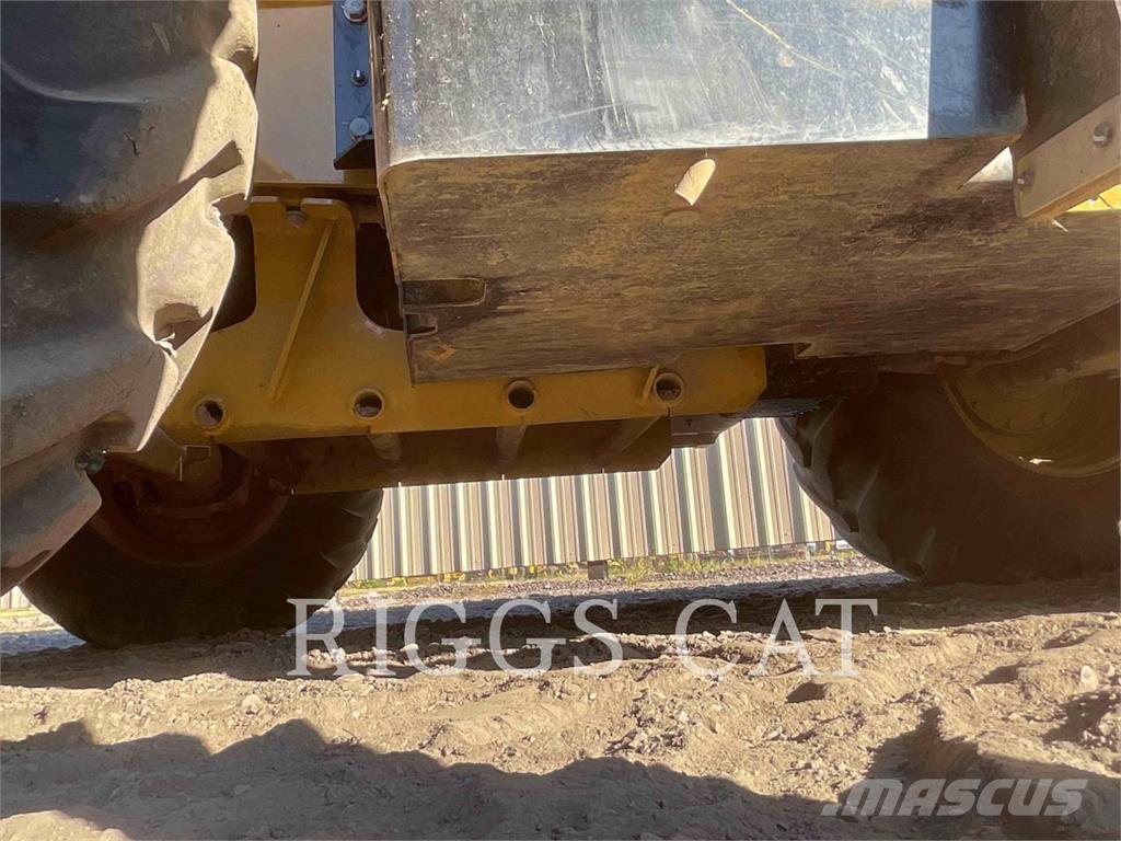 CAT 420 4AEM Ekskavaatorlaadurid