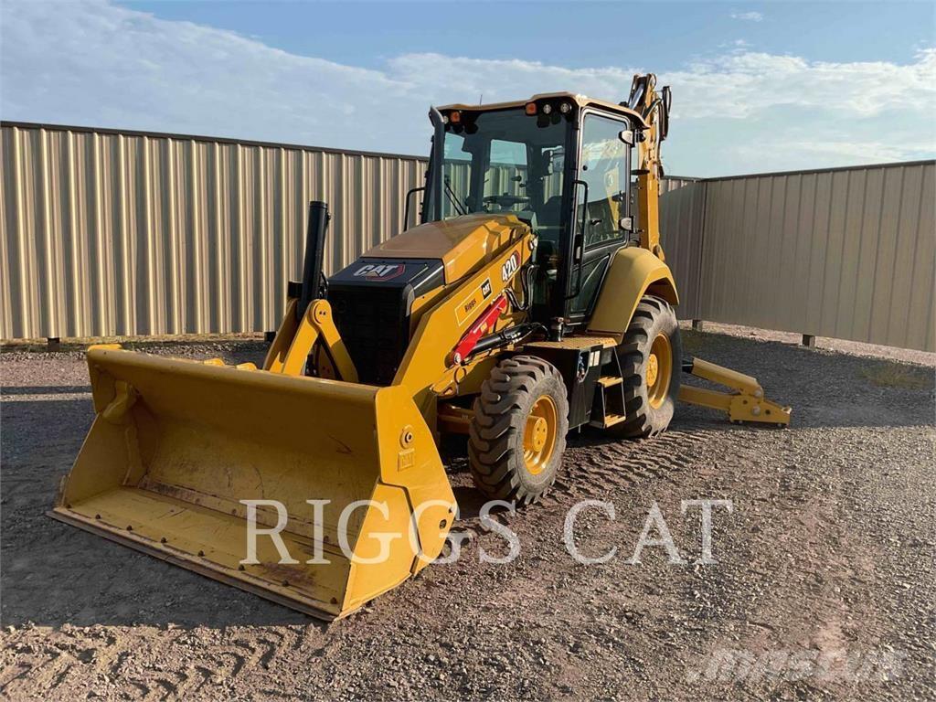 CAT 420 4AEM Ekskavaatorlaadurid