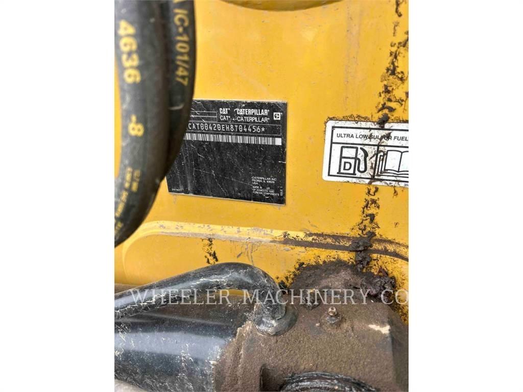 CAT 420 CF Ekskavaatorlaadurid