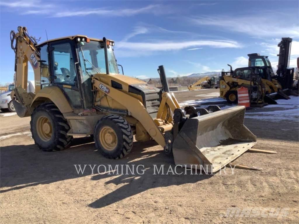 CAT 420 XE Ekskavaatorlaadurid
