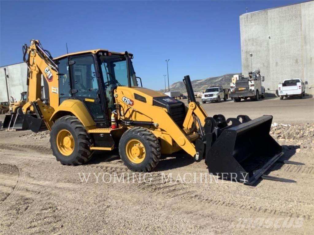 CAT 420 XE Ekskavaatorlaadurid