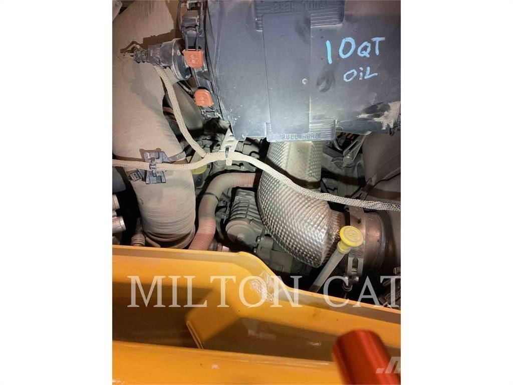 CAT 420 XE Ekskavaatorlaadurid