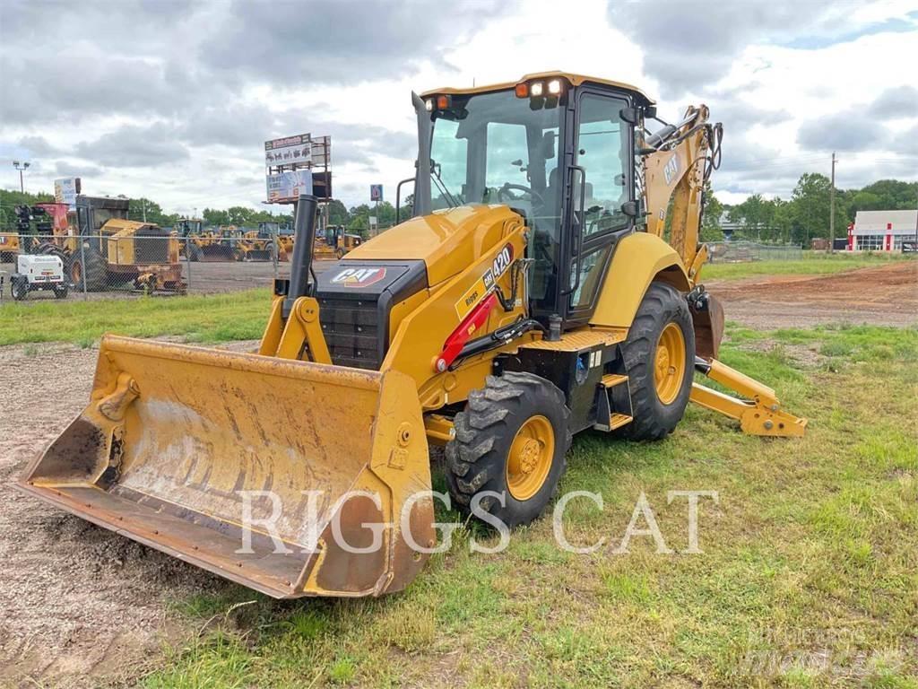 CAT 42007 Ekskavaatorlaadurid