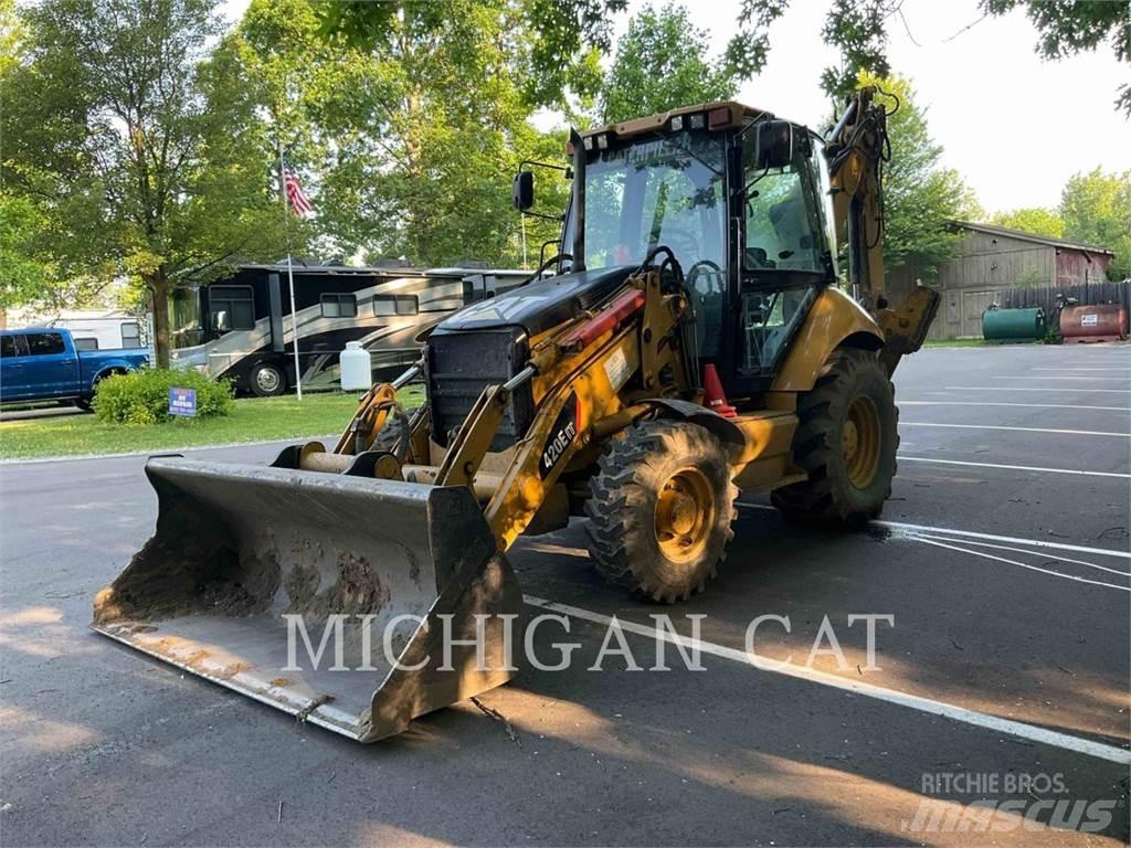 CAT 420E Ekskavaatorlaadurid