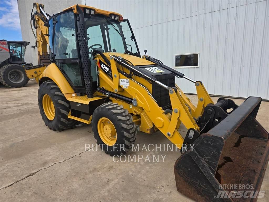 CAT 420F Ekskavaatorlaadurid