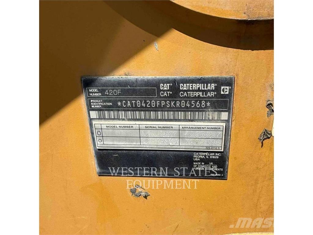CAT 420F Ekskavaatorlaadurid