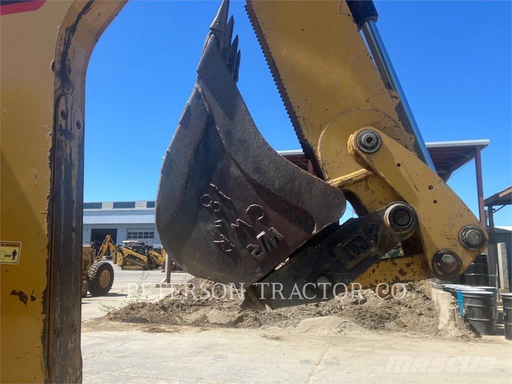CAT 420F2 Ekskavaatorlaadurid