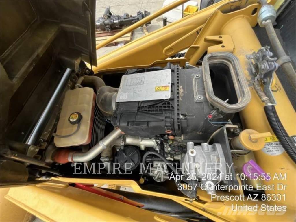 CAT 420F2 4EO Ekskavaatorlaadurid