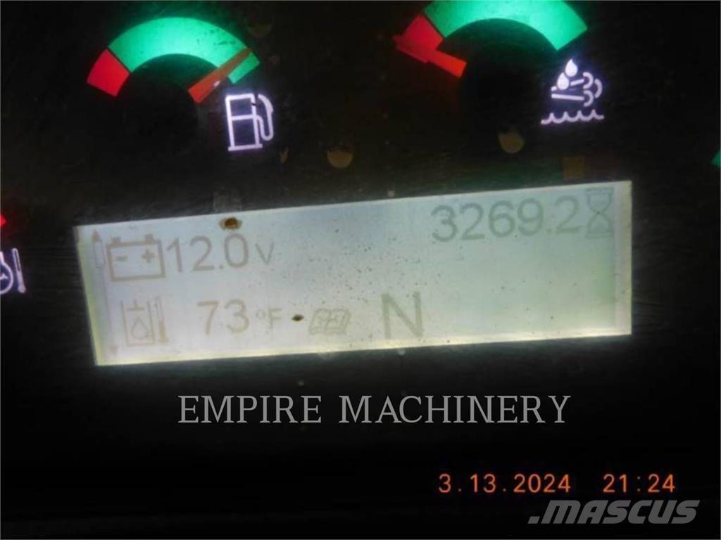 CAT 420F2 4EO Ekskavaatorlaadurid