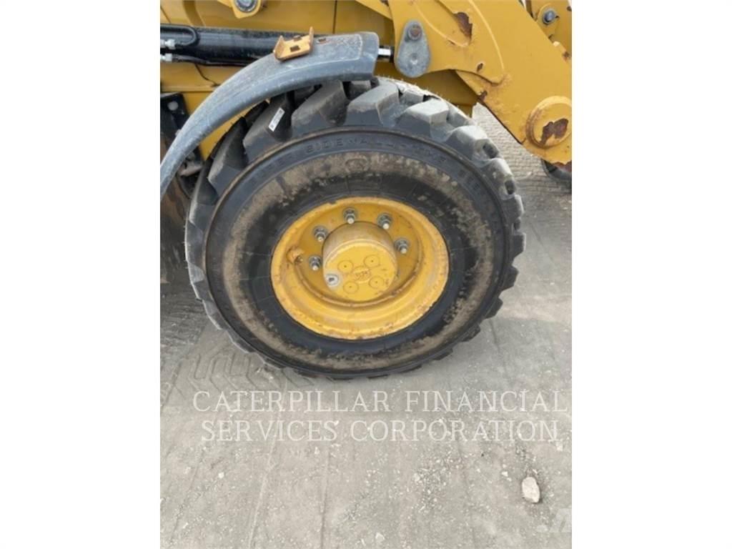 CAT 420F2IT Ekskavaatorlaadurid