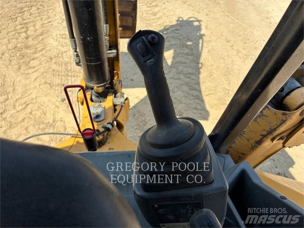CAT 420F2IT Ekskavaatorlaadurid