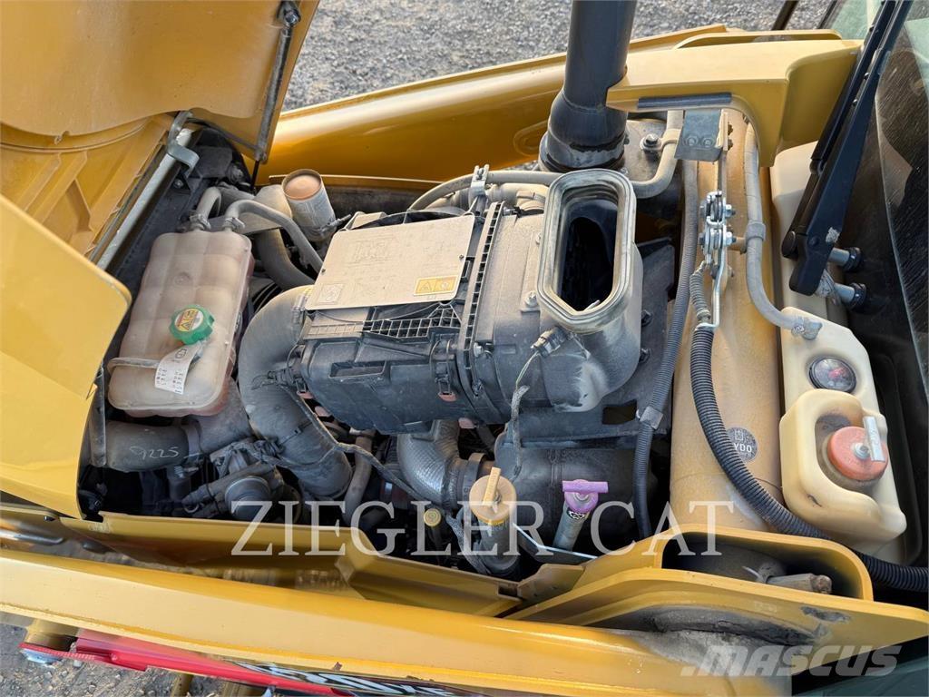 CAT 420XE Ekskavaatorlaadurid