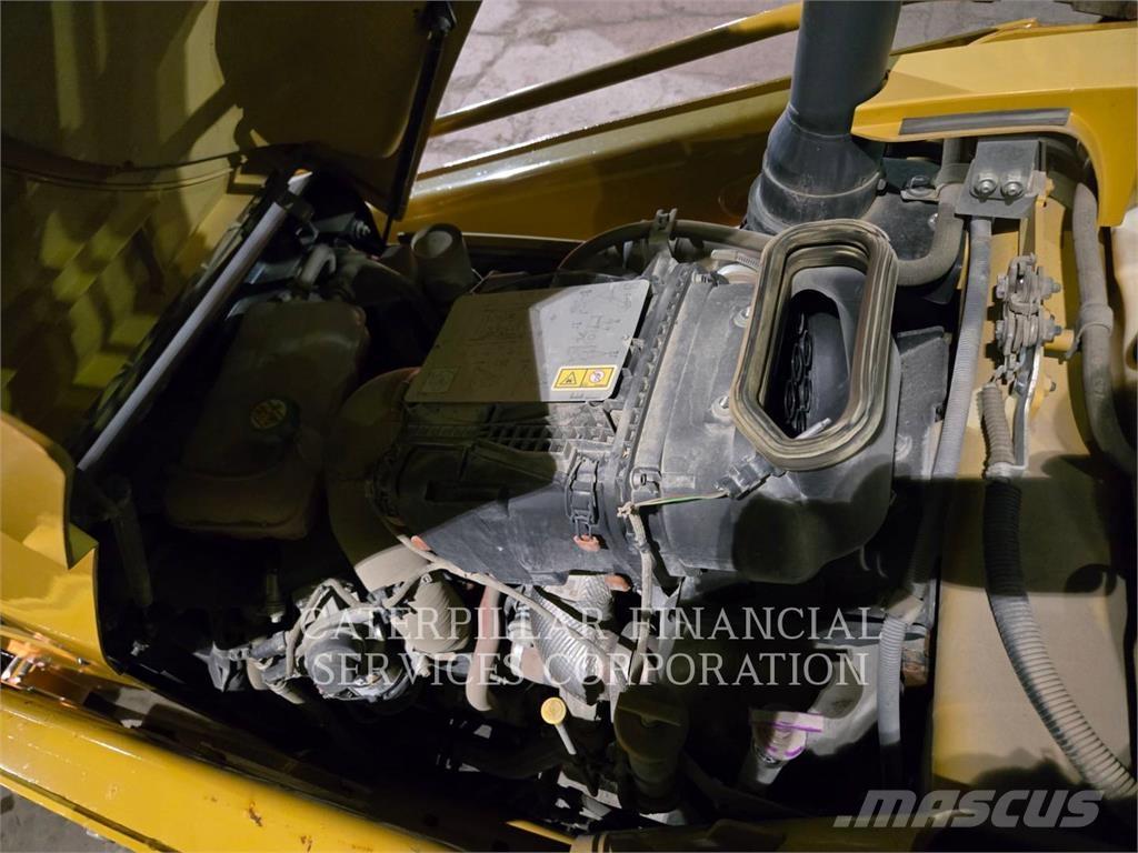 CAT 430 07A Ekskavaatorlaadurid