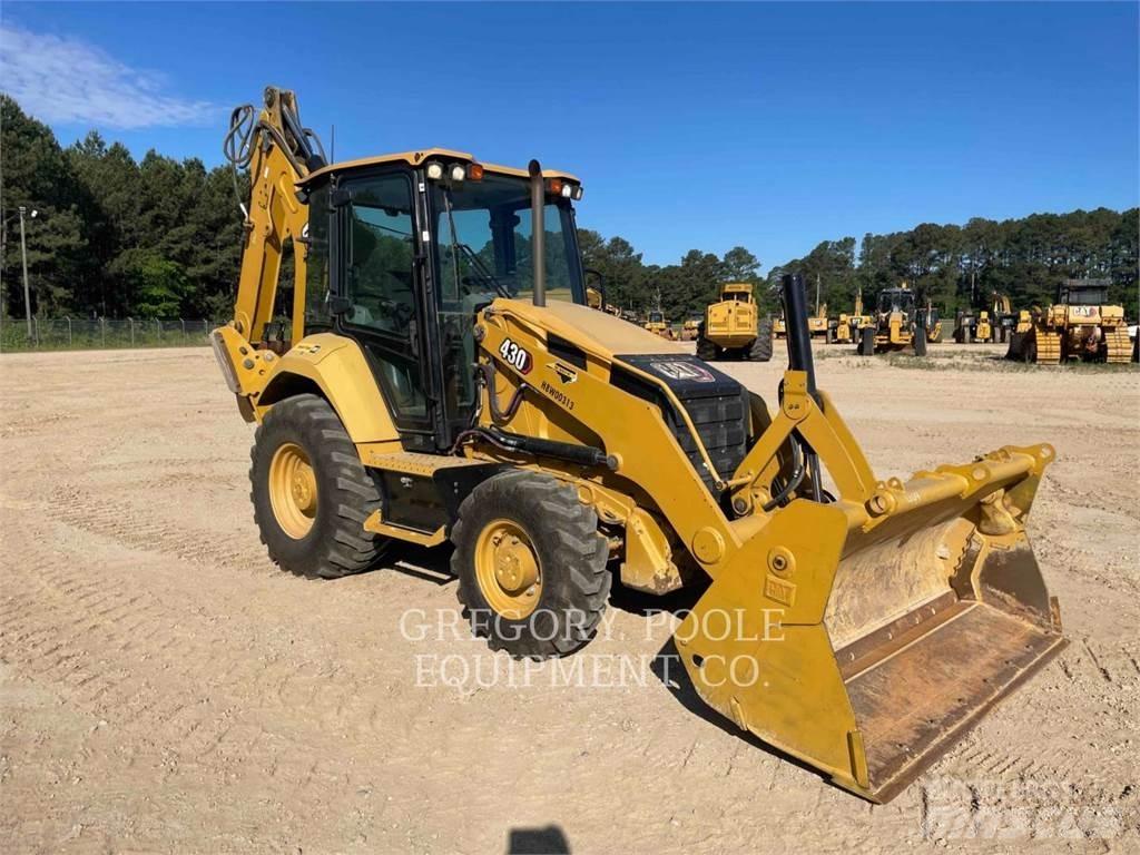 CAT 43007 Ekskavaatorlaadurid