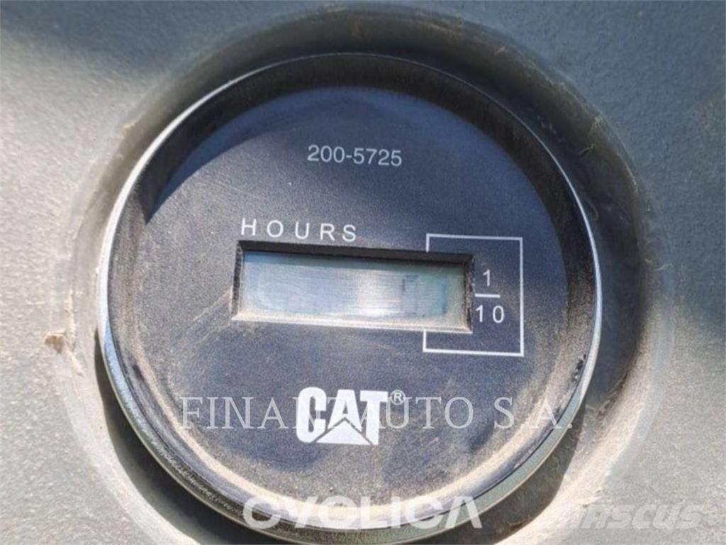 CAT 432DAA Ekskavaatorlaadurid