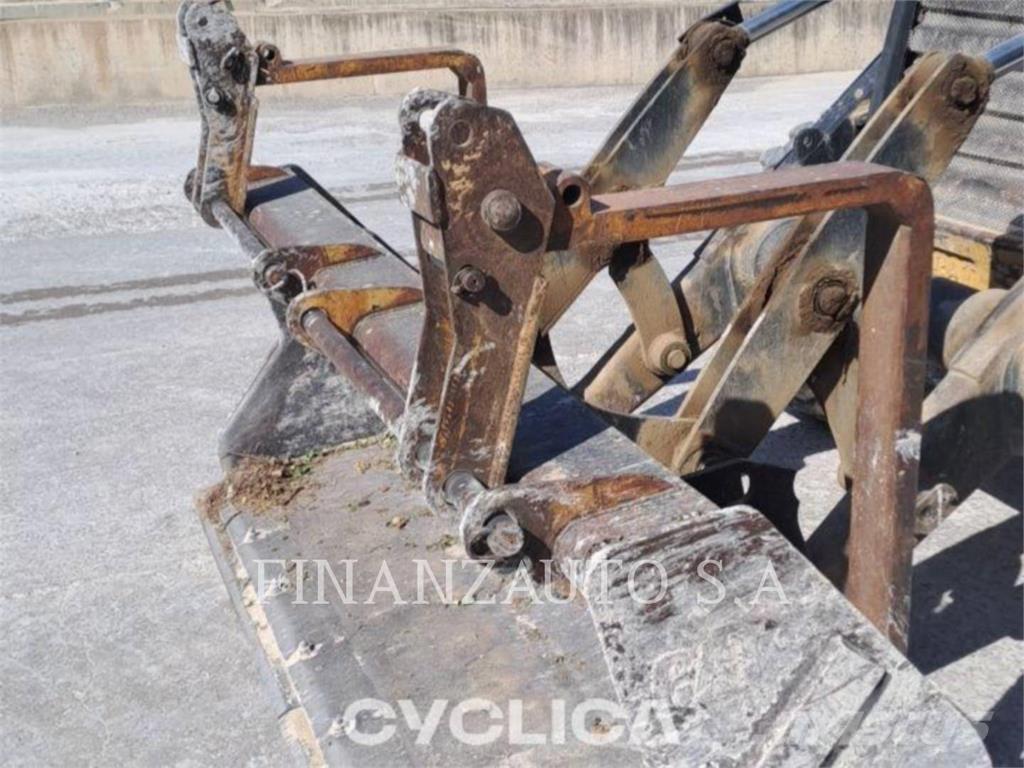 CAT 432DAA Ekskavaatorlaadurid