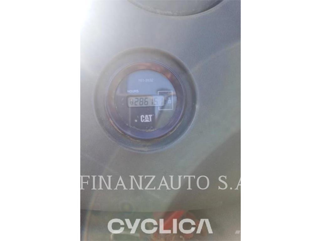 CAT 432DAA Ekskavaatorlaadurid